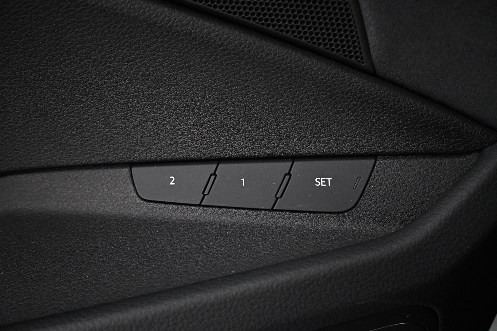 AUDI e-tron 2022