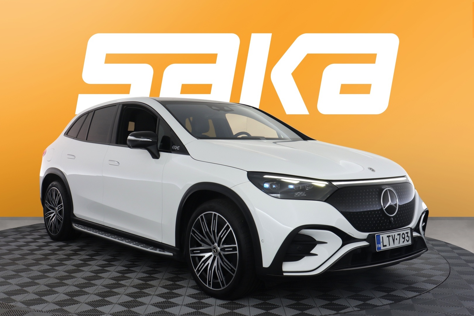 MERCEDES-BENZ EQE SUV 2023