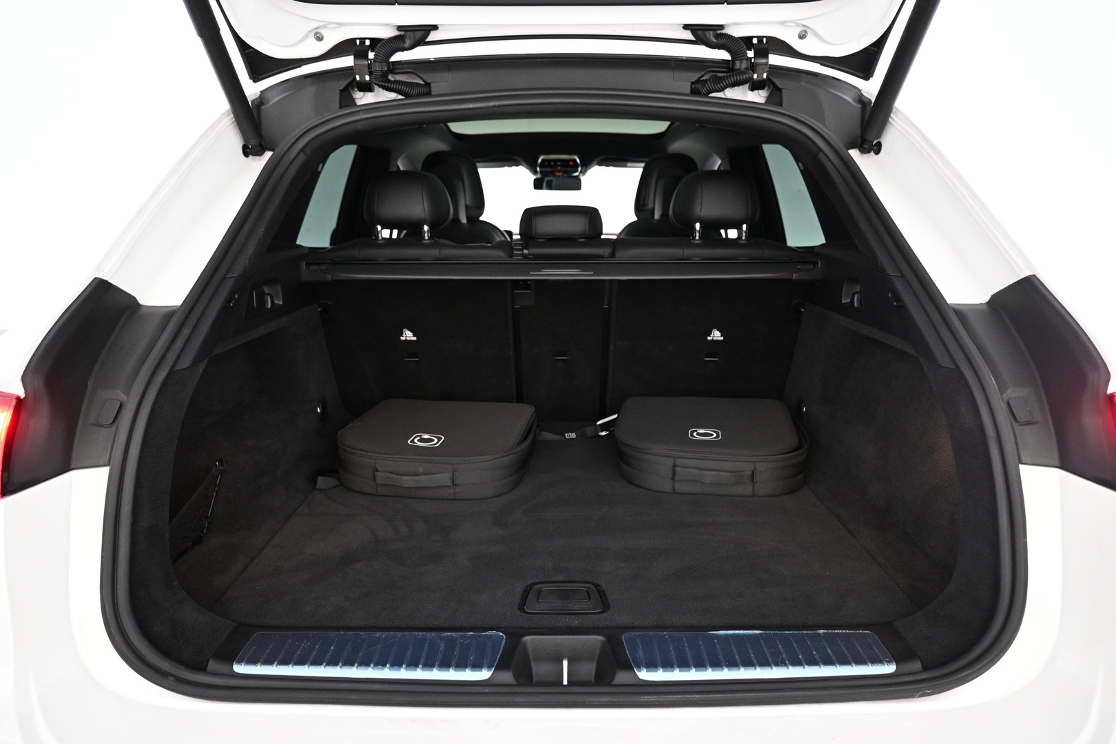 MERCEDES-BENZ EQE SUV 2023