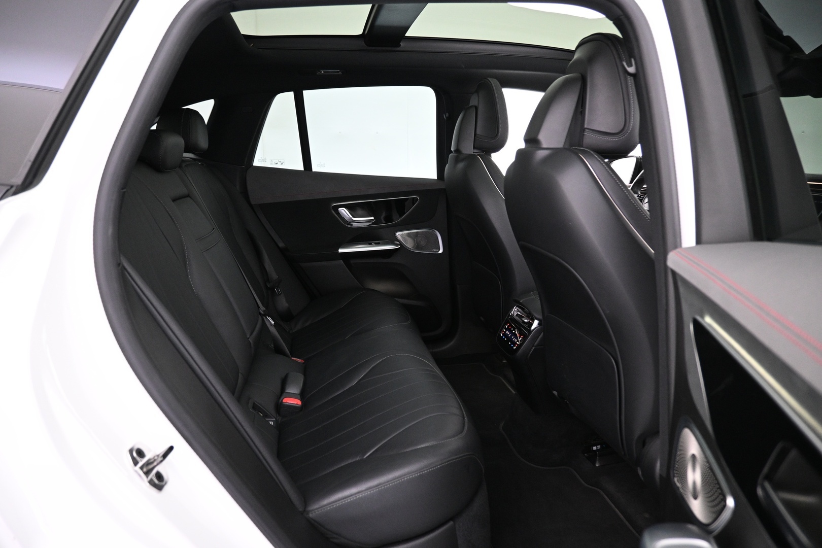 MERCEDES-BENZ EQE SUV 2023