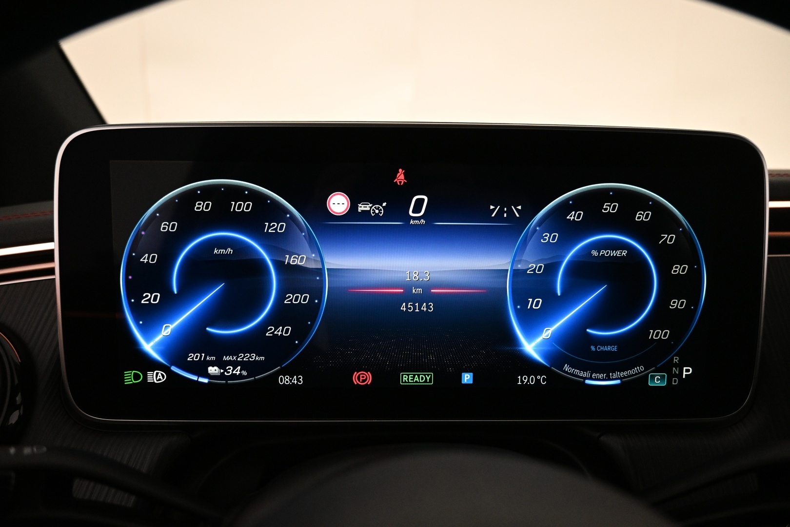 MERCEDES-BENZ EQE SUV 2023