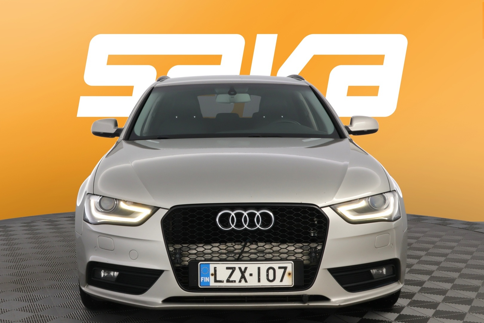 AUDI A4 2012