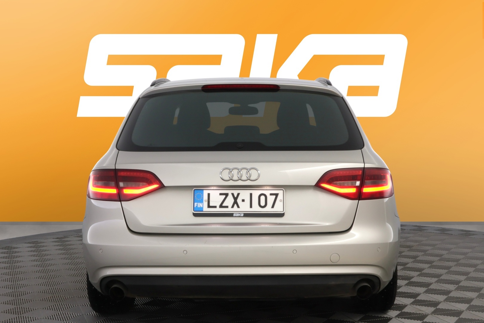 AUDI A4 2012