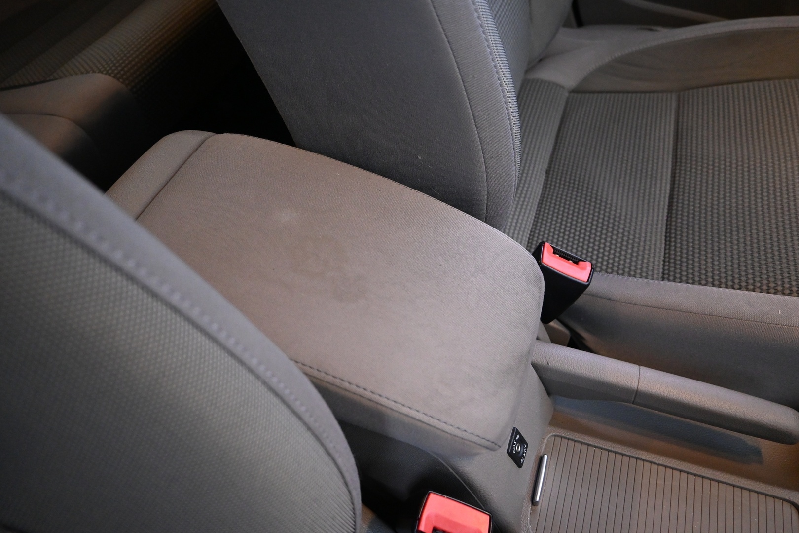 VOLKSWAGEN Golf 2010