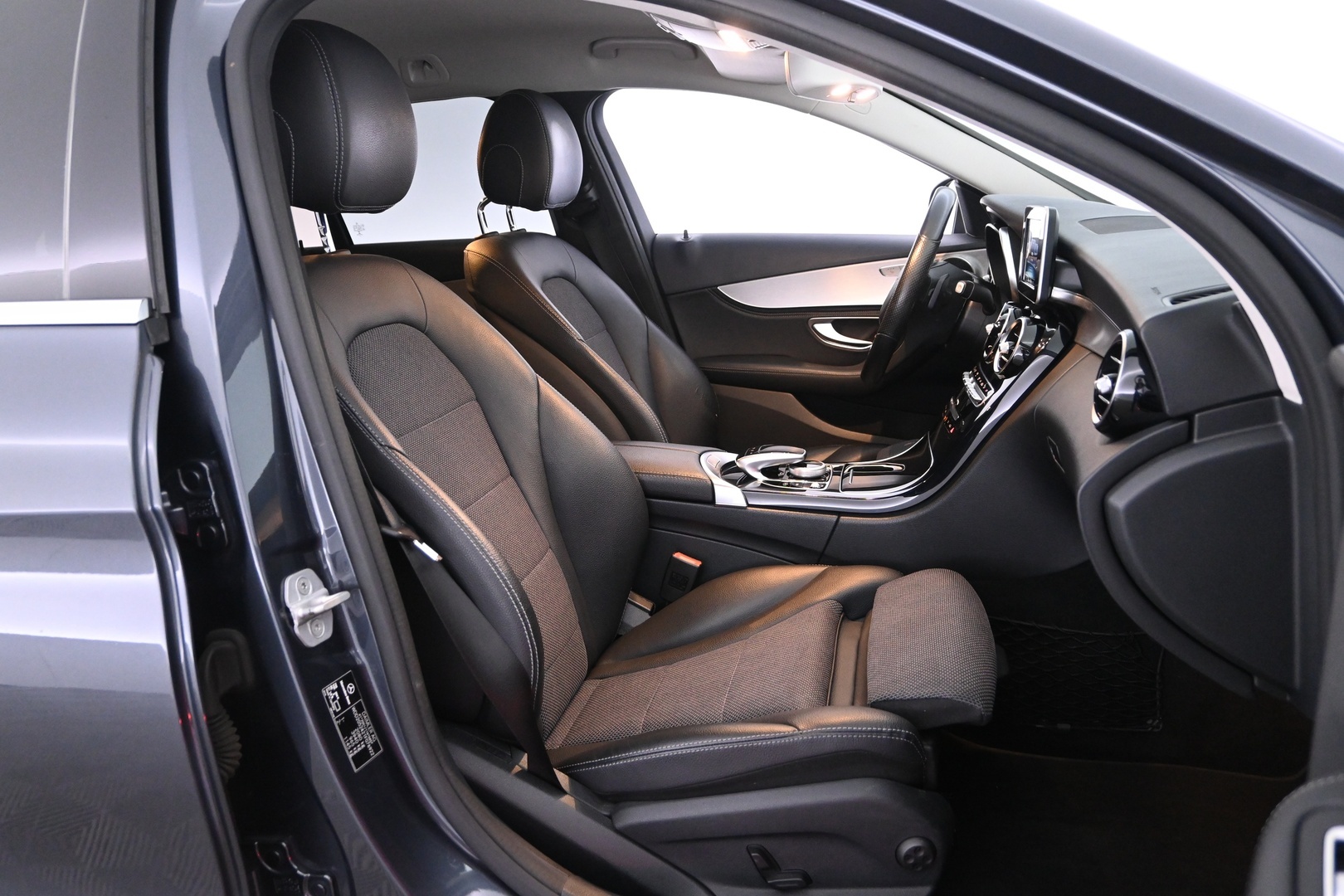 MERCEDES-BENZ C 2015