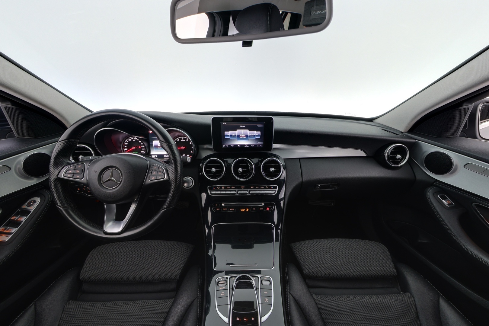 MERCEDES-BENZ C 2015