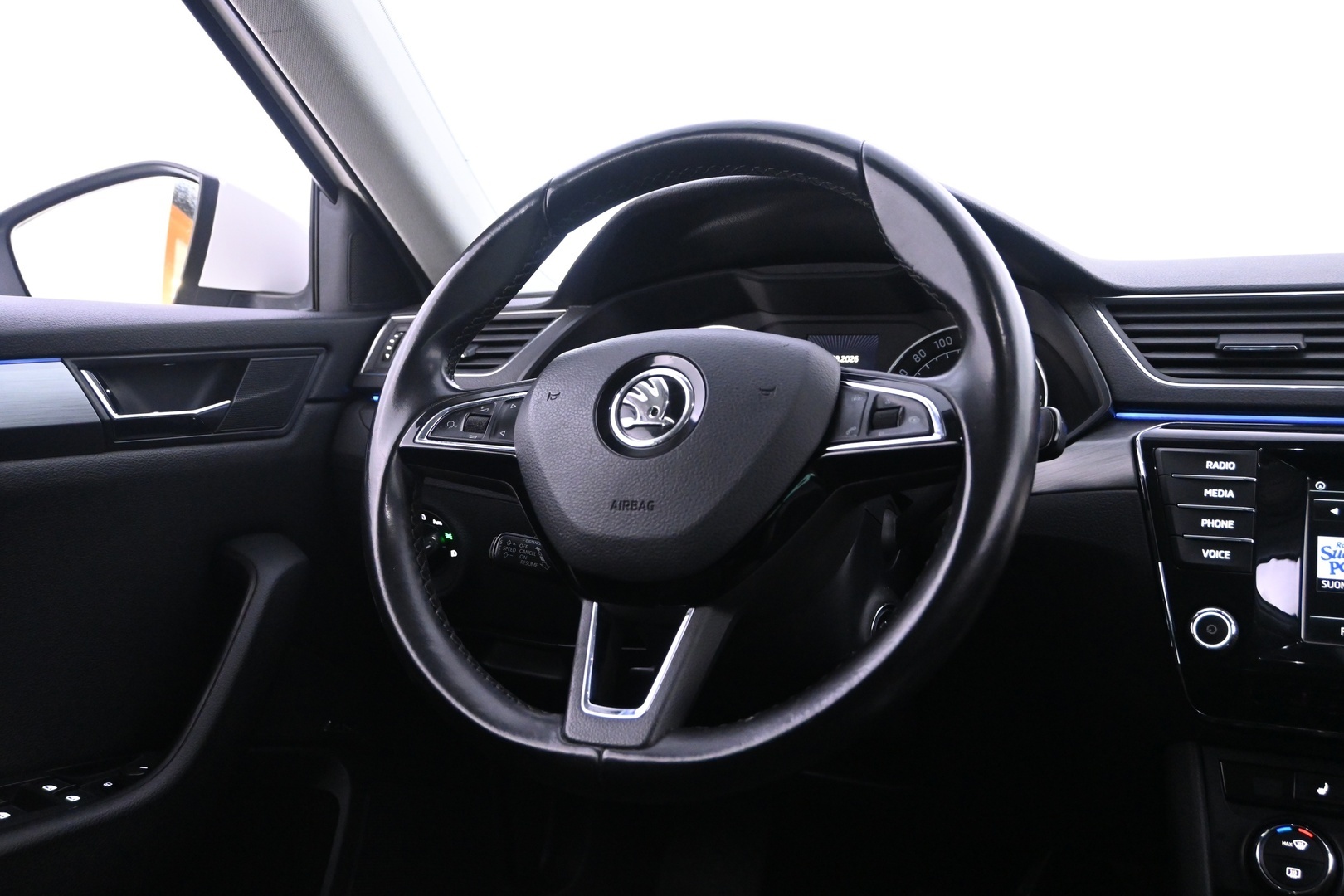 SKODA Superb 2016