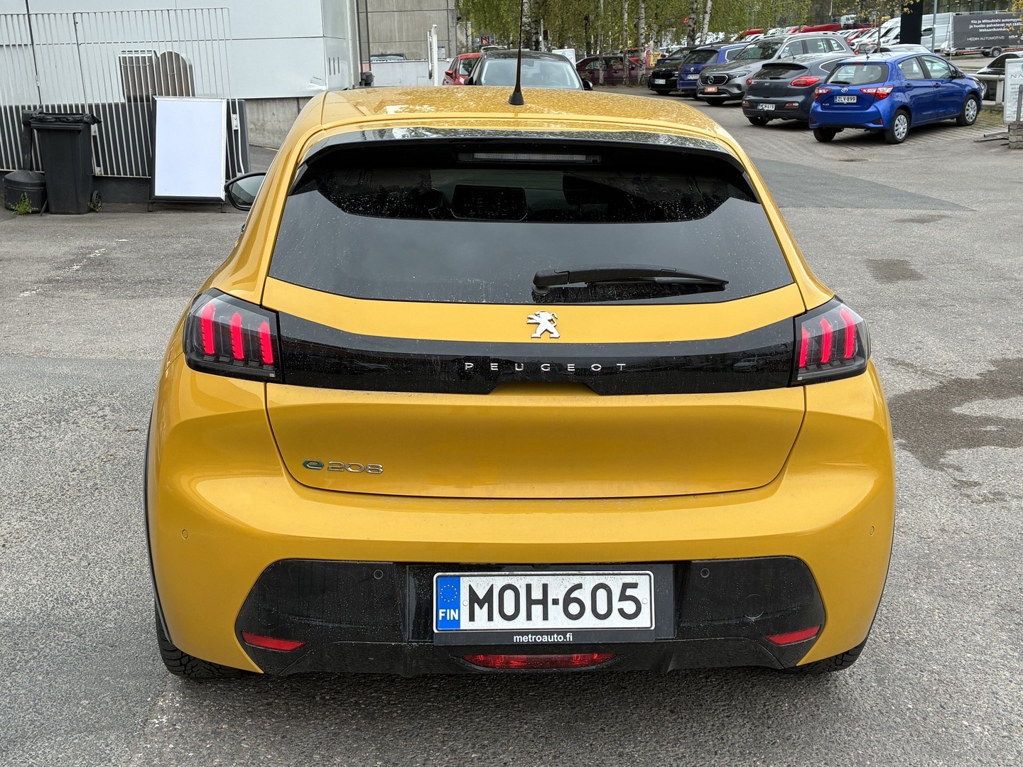 PEUGEOT e-208 2022