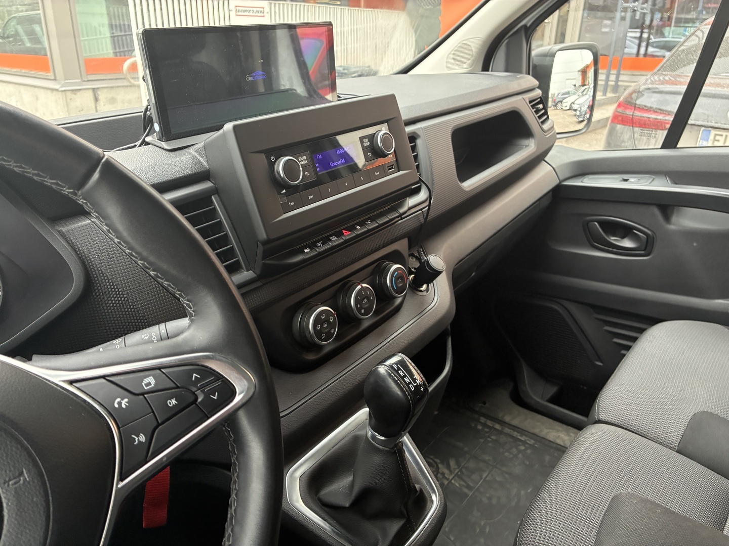 NISSAN Primastar 2023