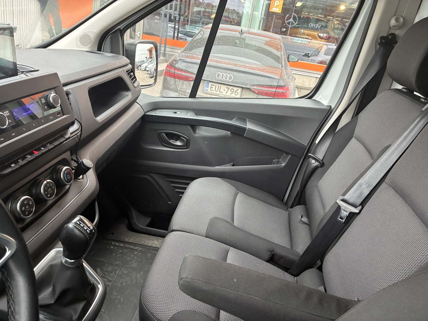 NISSAN Primastar 2023