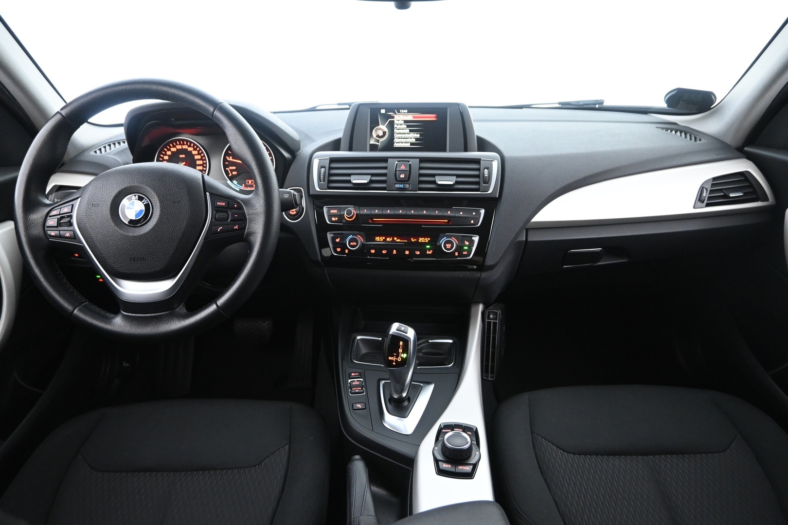 BMW 118 2016