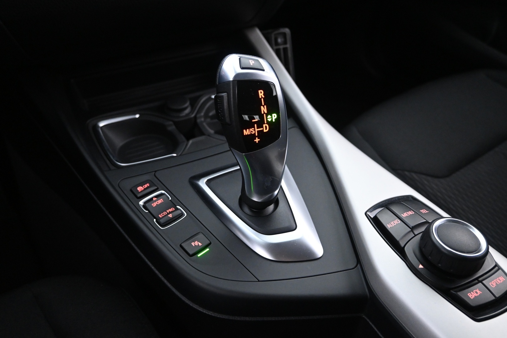 BMW 118 2016