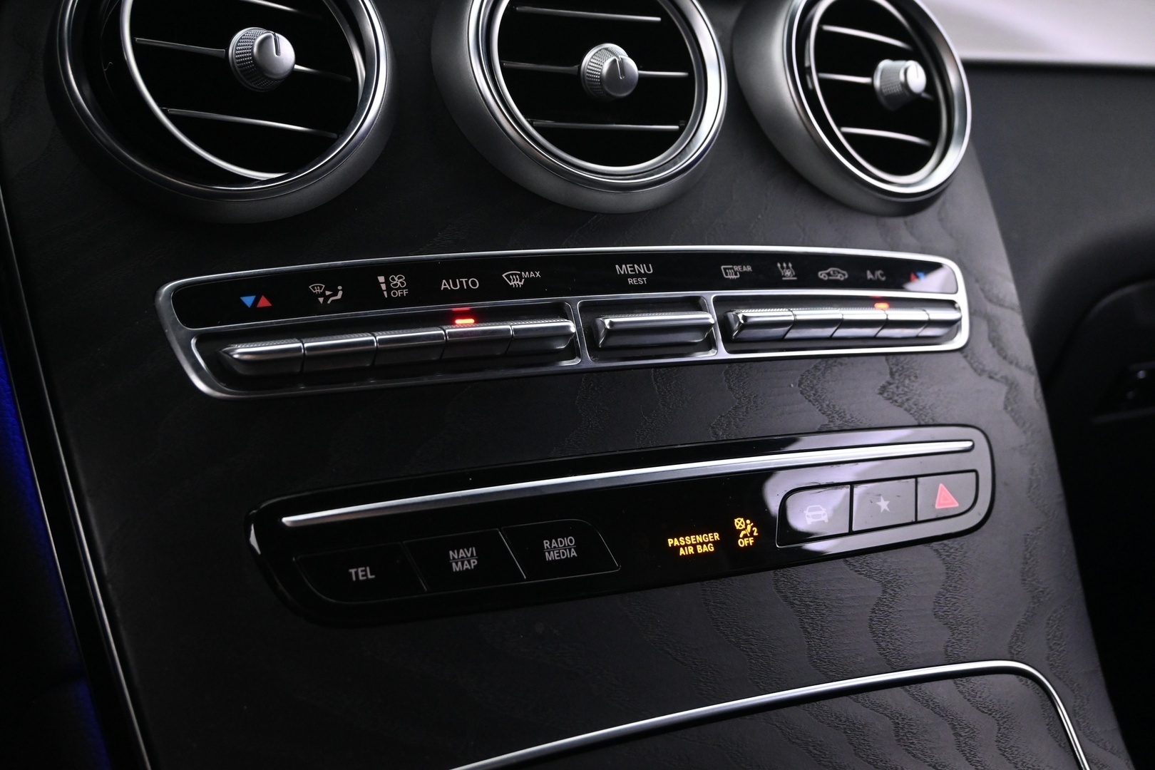 MERCEDES-BENZ GLC 2022