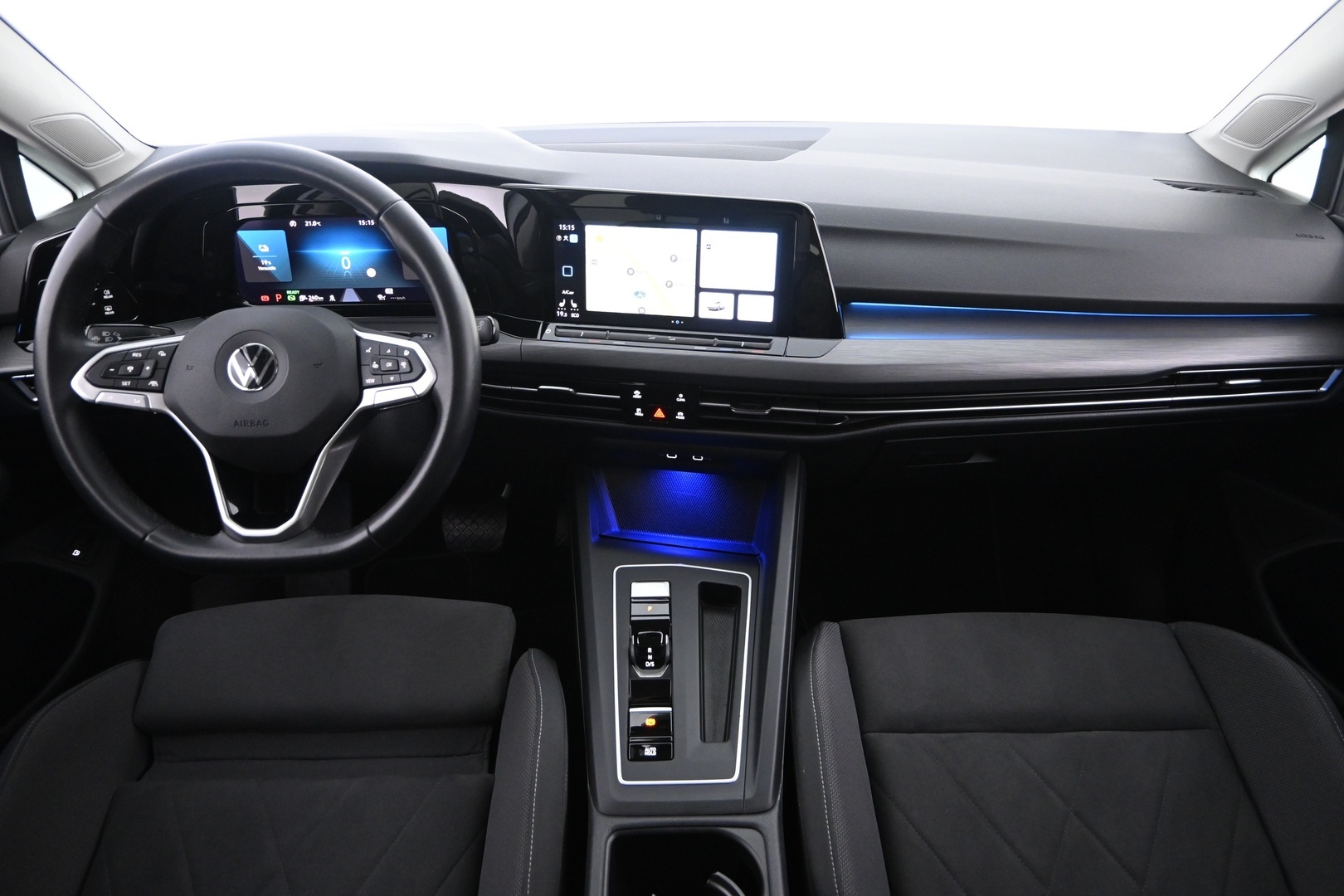 VOLKSWAGEN Golf 2021