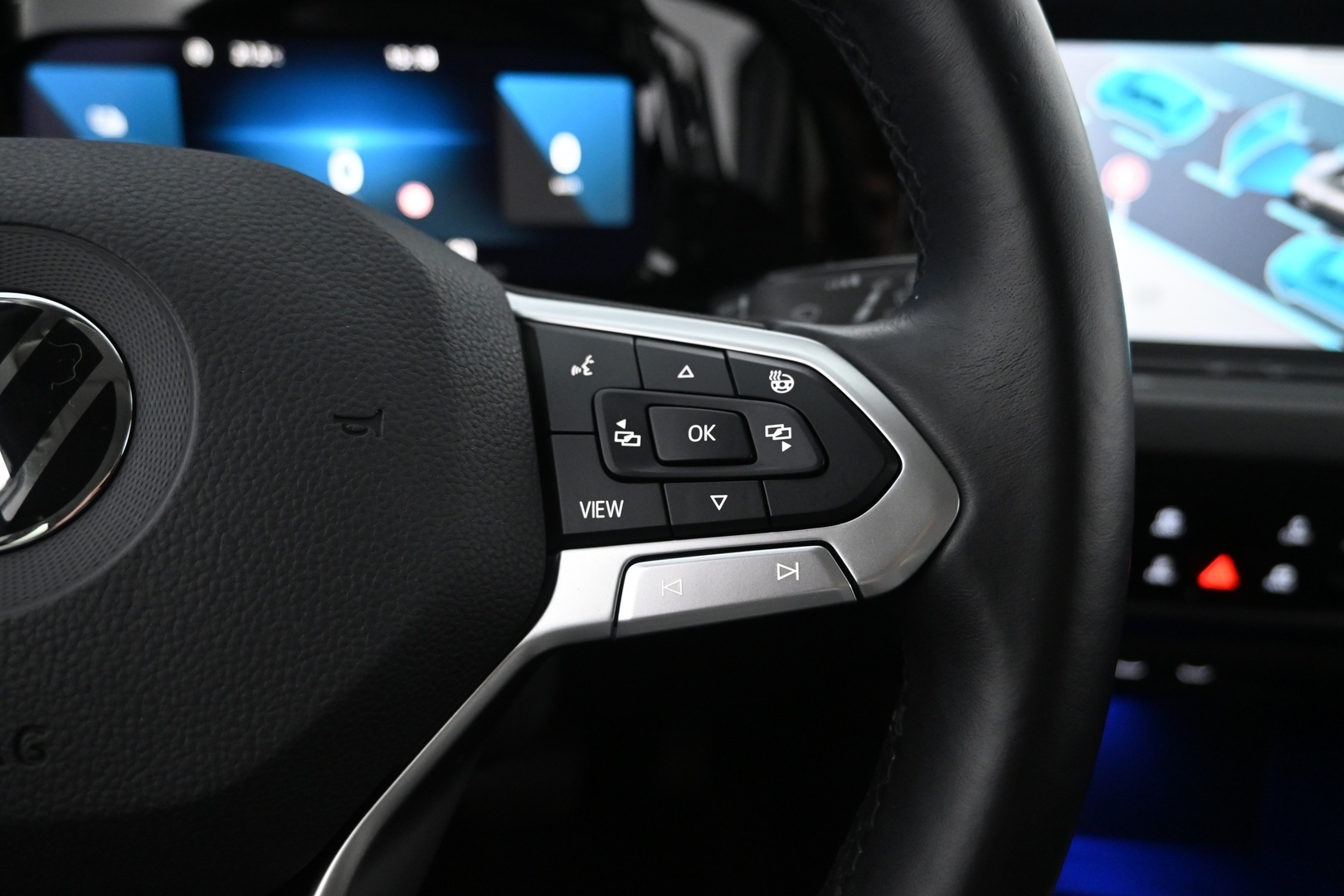 VOLKSWAGEN Golf 2021