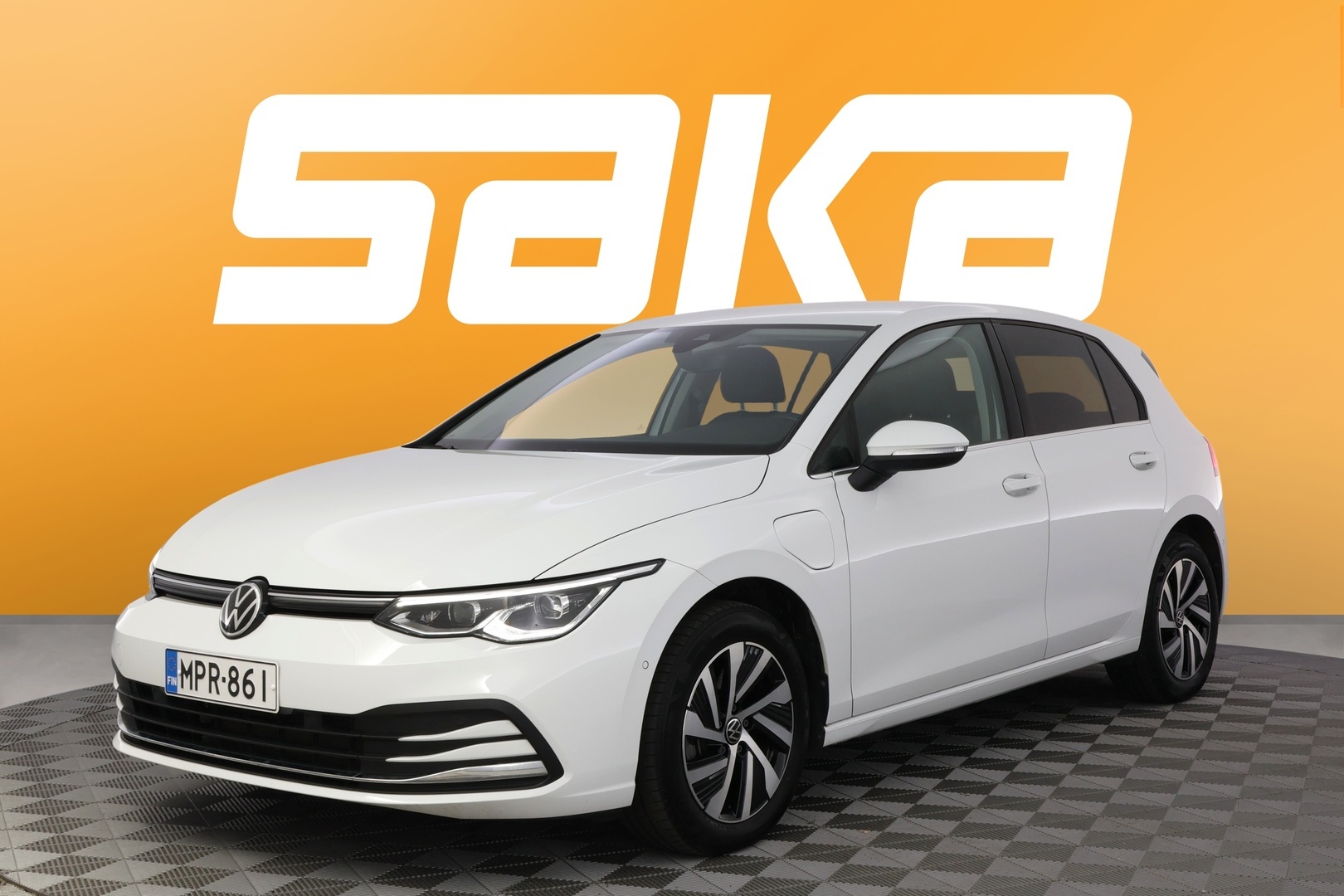 VOLKSWAGEN Golf 2021