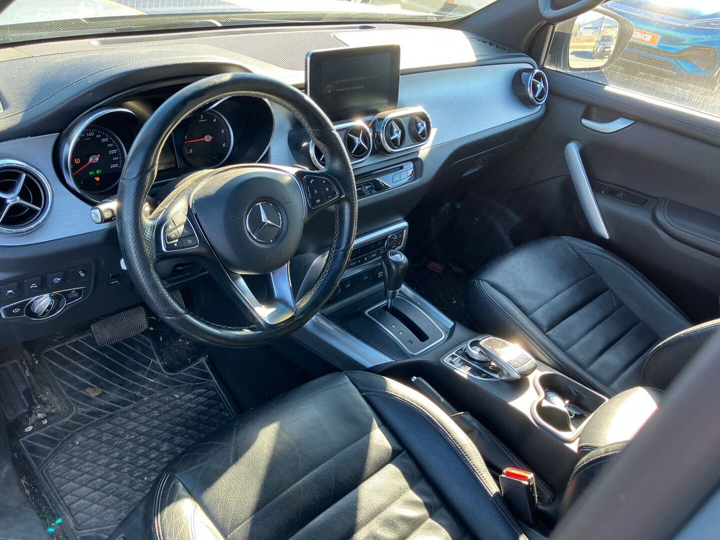 MERCEDES-BENZ A 2018