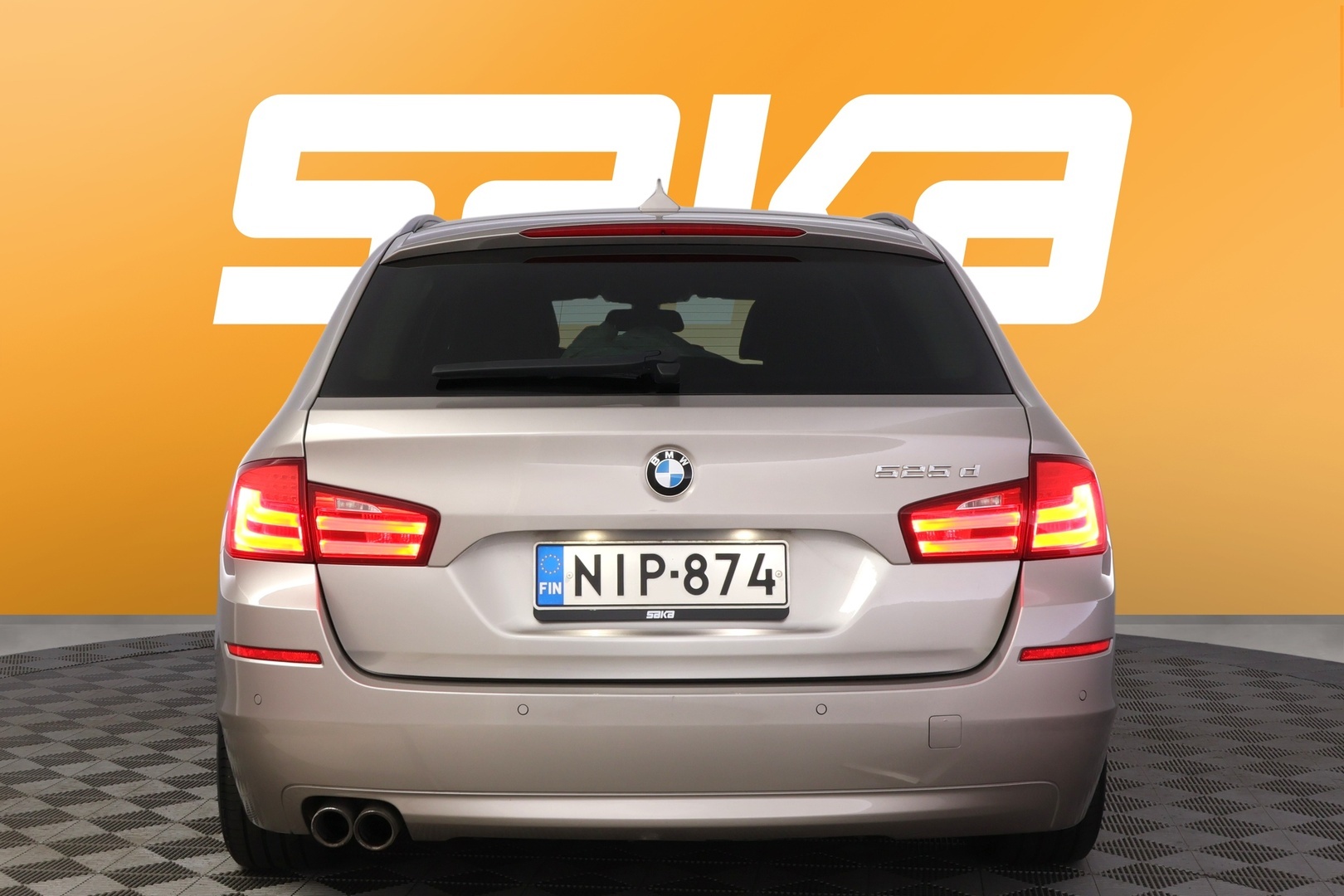 BMW 525 2013