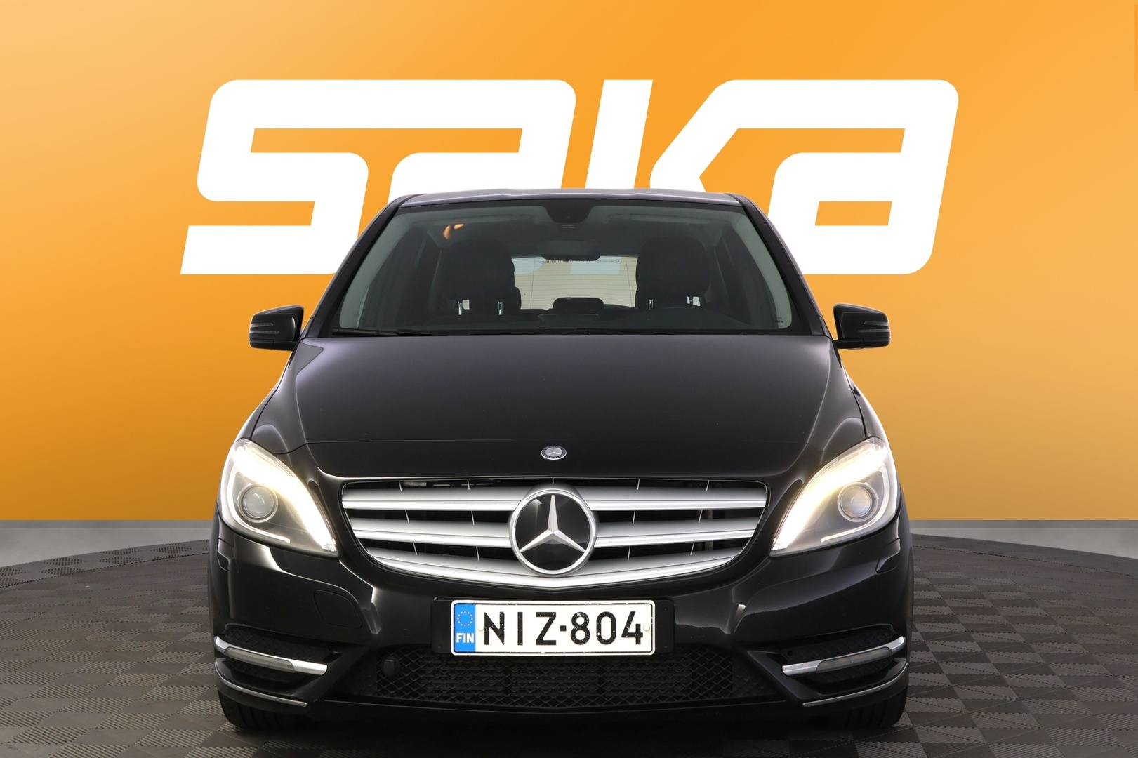 MERCEDES-BENZ B 2012
