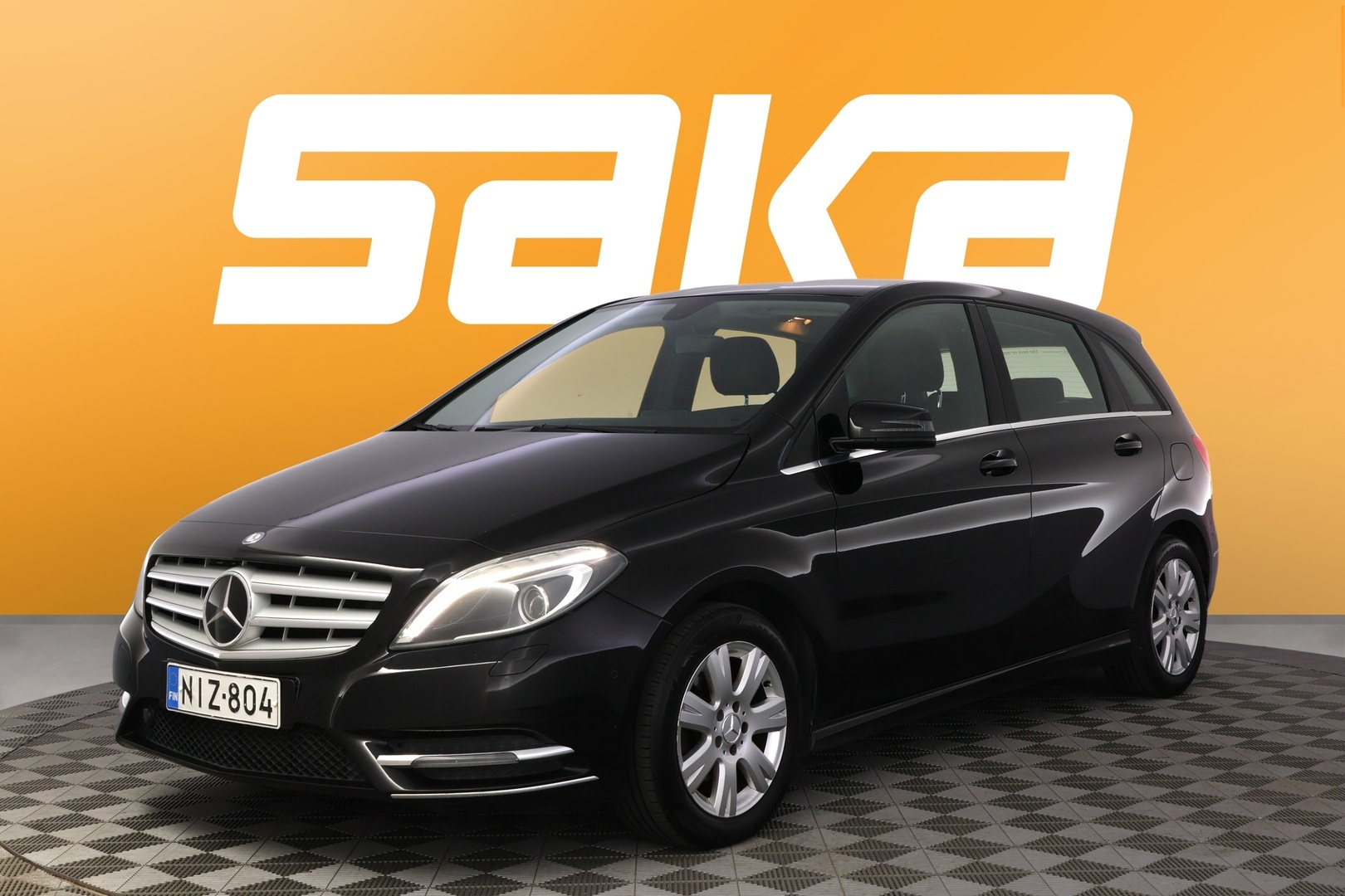 MERCEDES-BENZ B 2012