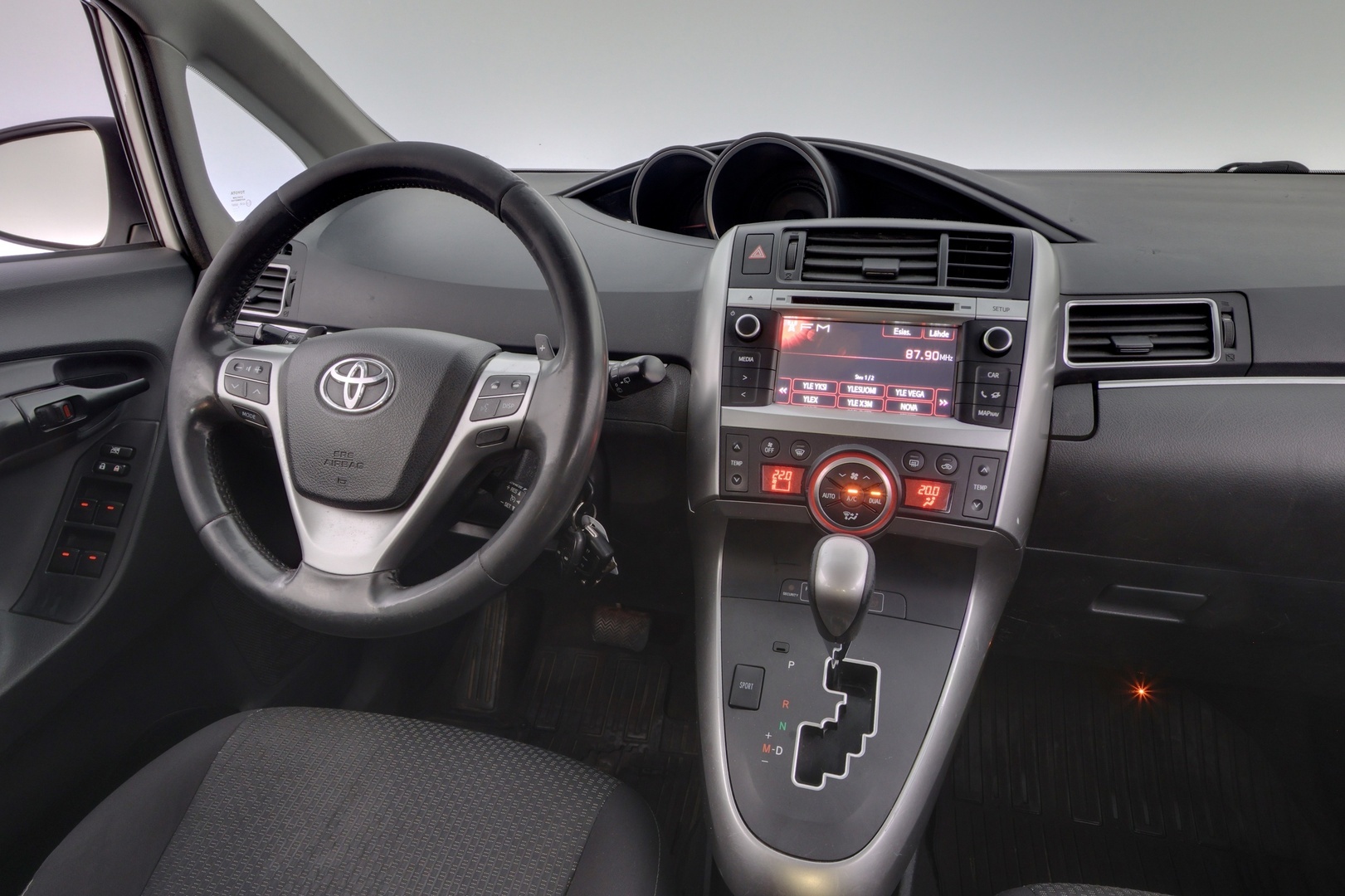 TOYOTA Verso 2014