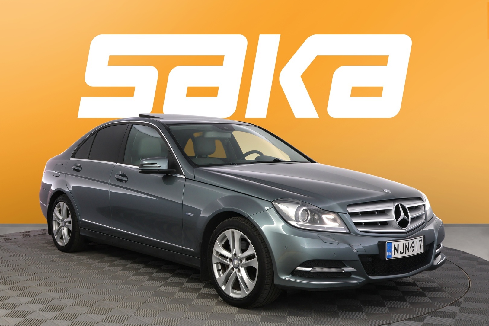 MERCEDES-BENZ C 2012