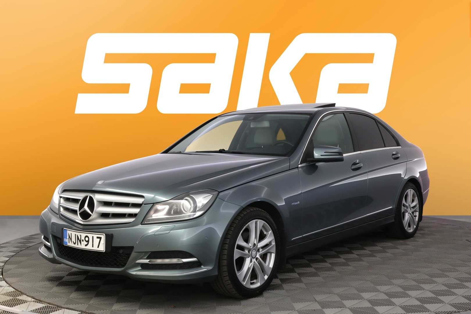 MERCEDES-BENZ C 2012