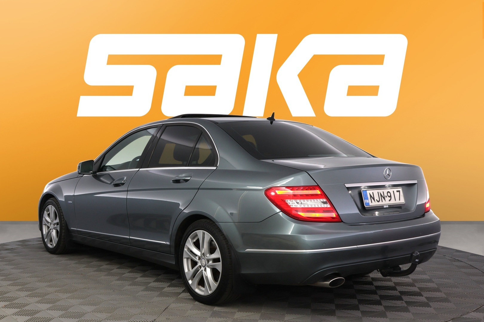 MERCEDES-BENZ C 2012