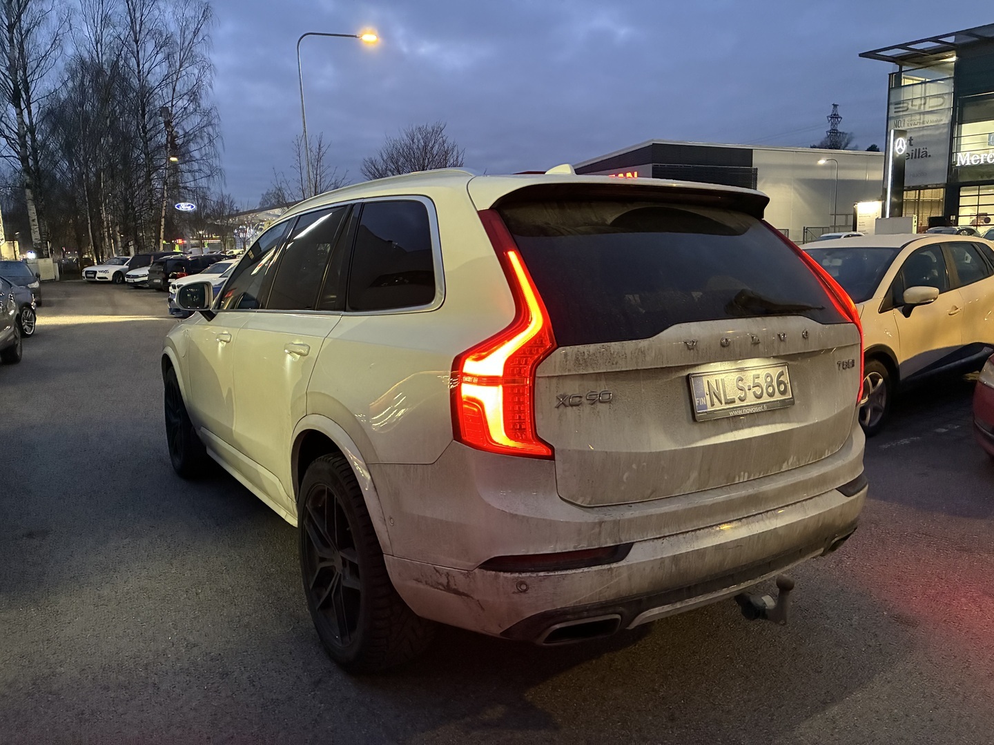 VOLVO XC90 2016