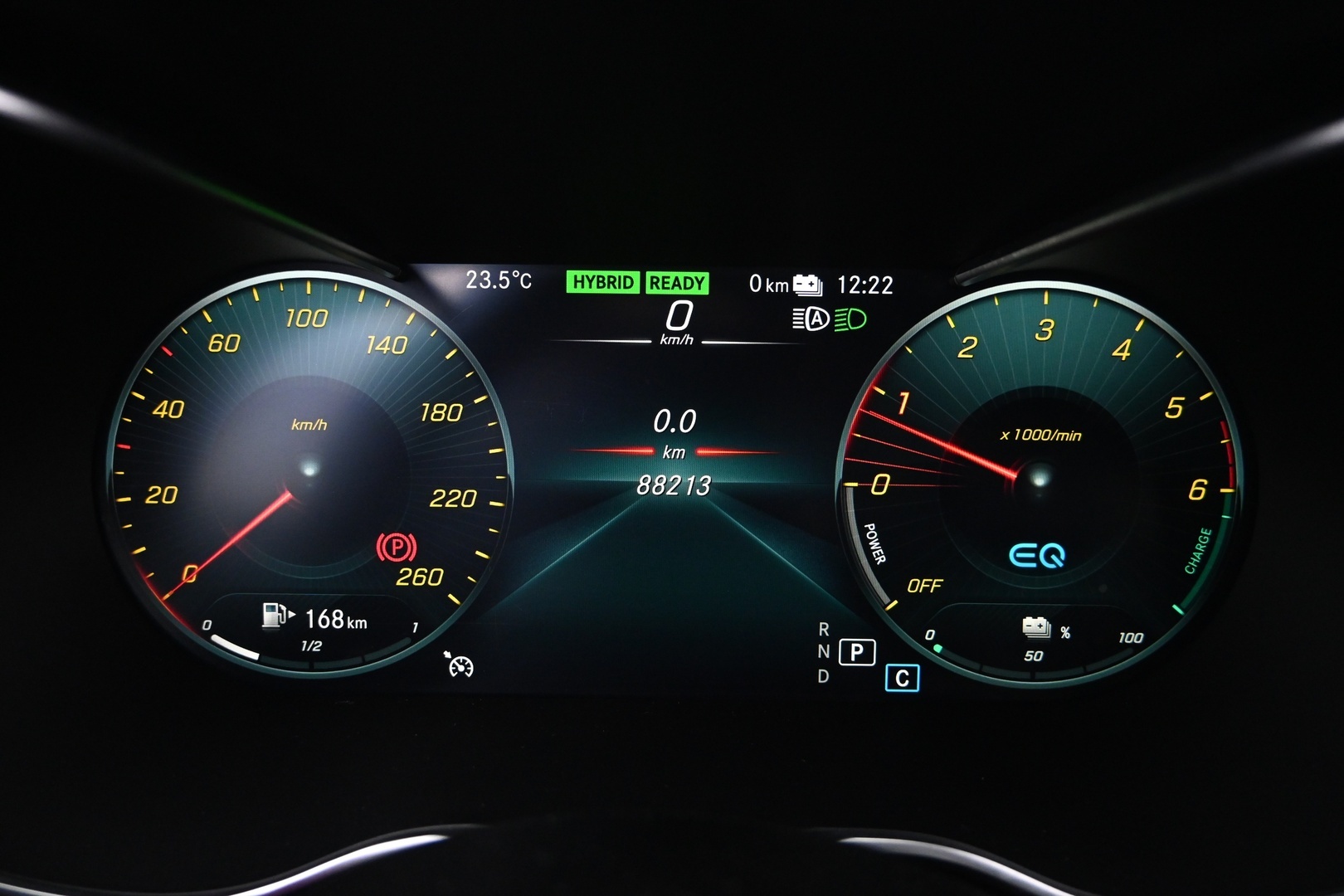 MERCEDES-BENZ C 2021