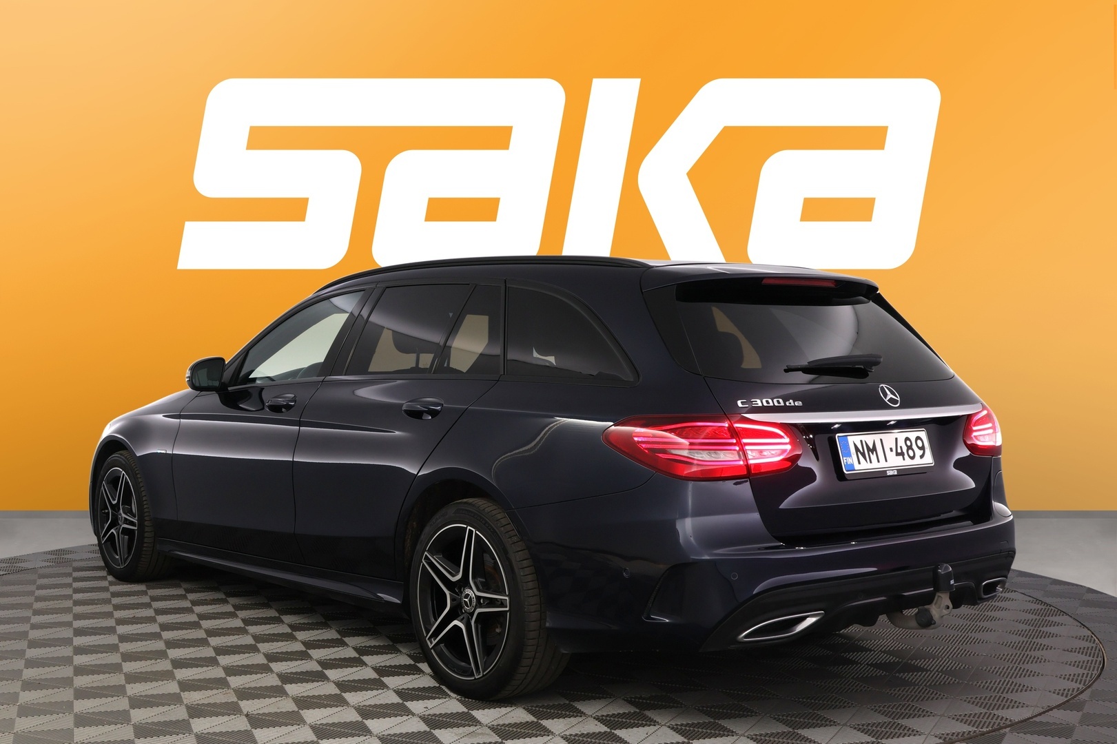 MERCEDES-BENZ C 2021