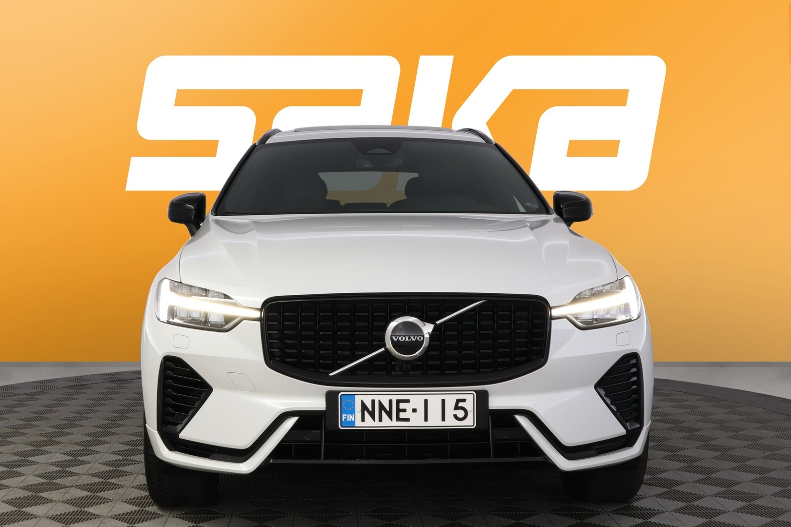 VOLVO XC60 2024