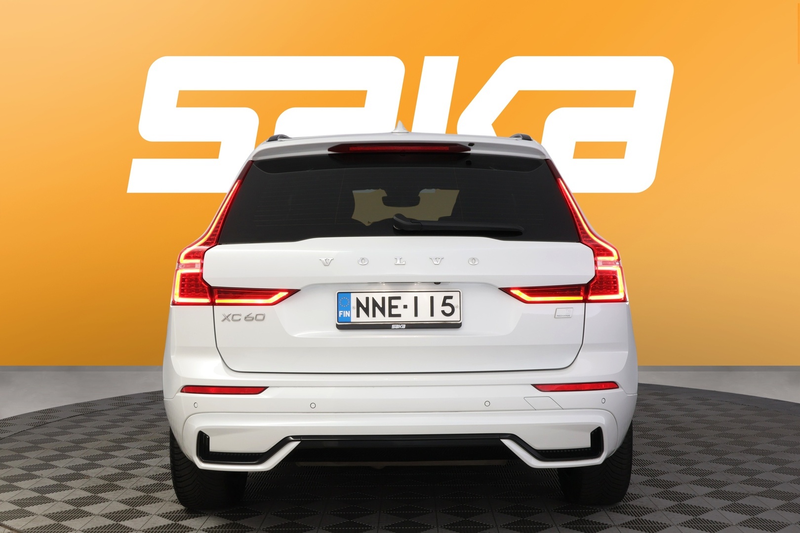 VOLVO XC60 2024