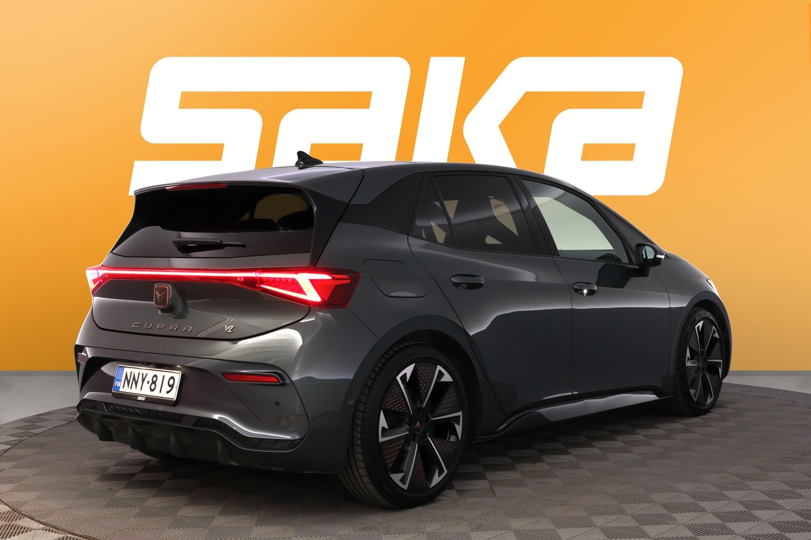 CUPRA Born 2025