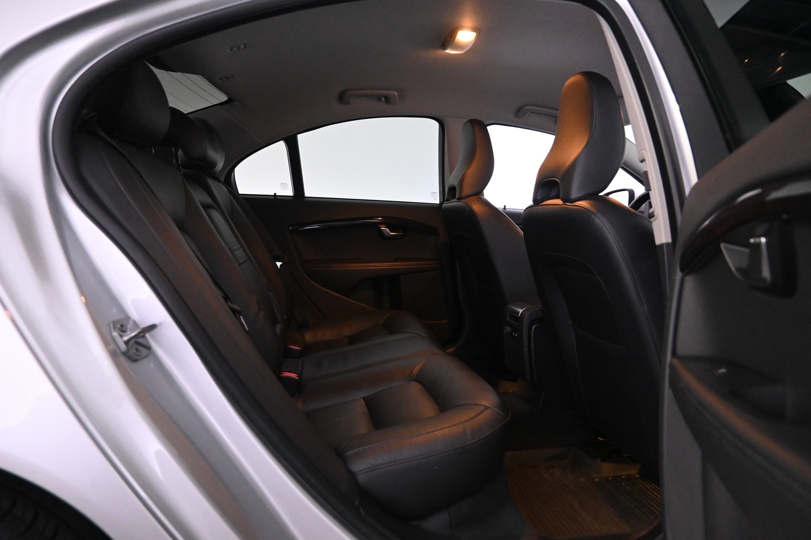 VOLVO S80 2015