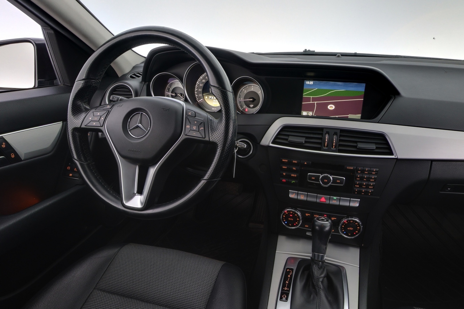 MERCEDES-BENZ C 2012