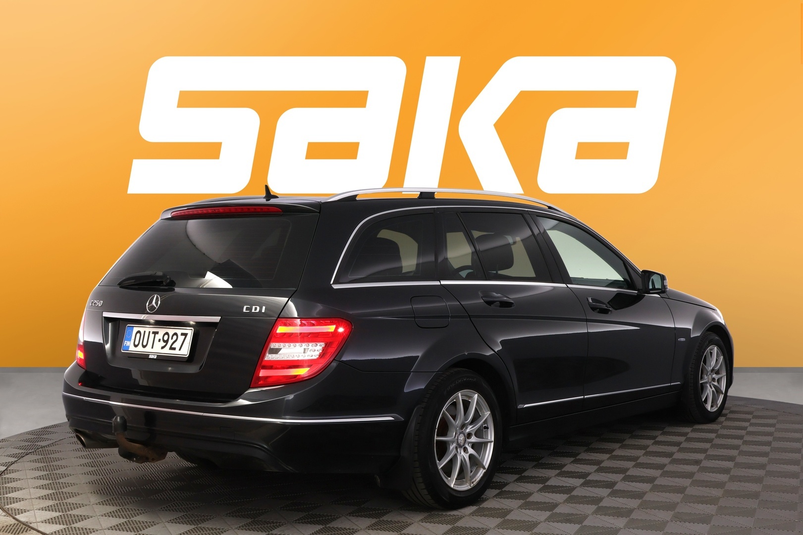 MERCEDES-BENZ C 2012