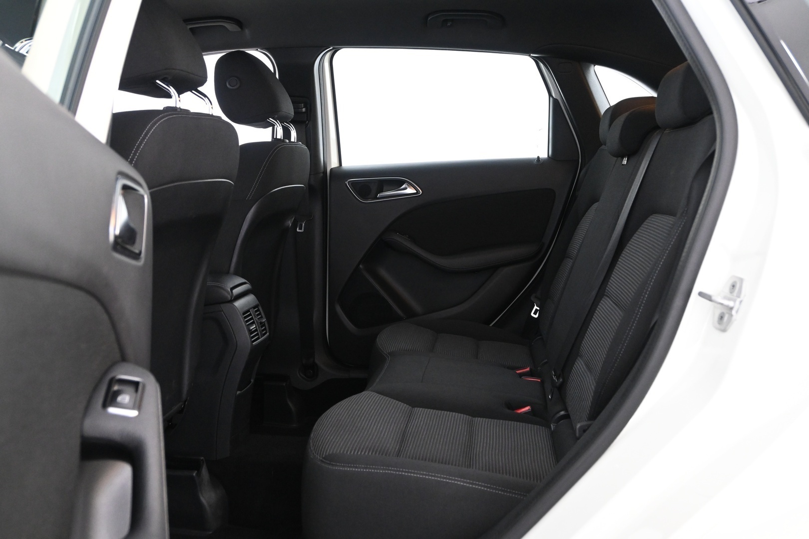 MERCEDES-BENZ B 2016