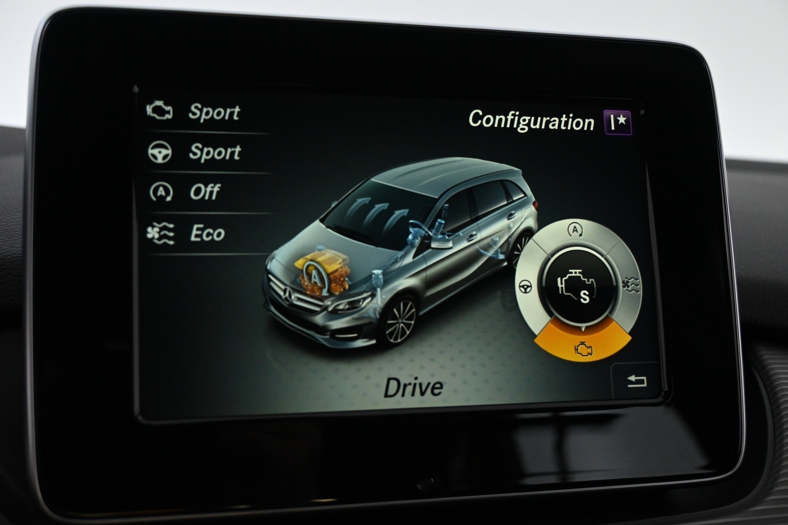 MERCEDES-BENZ B 2016