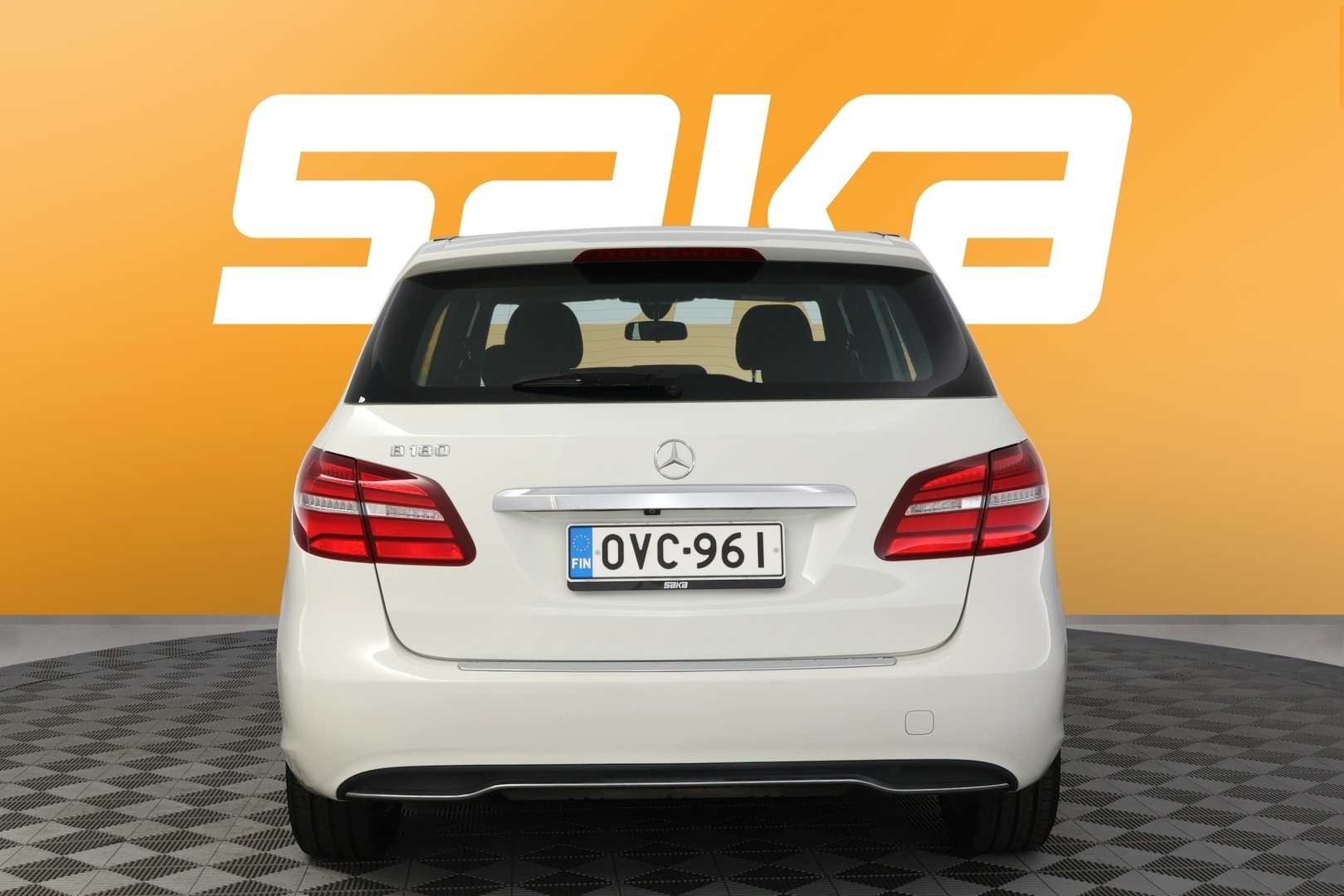 MERCEDES-BENZ B 2016