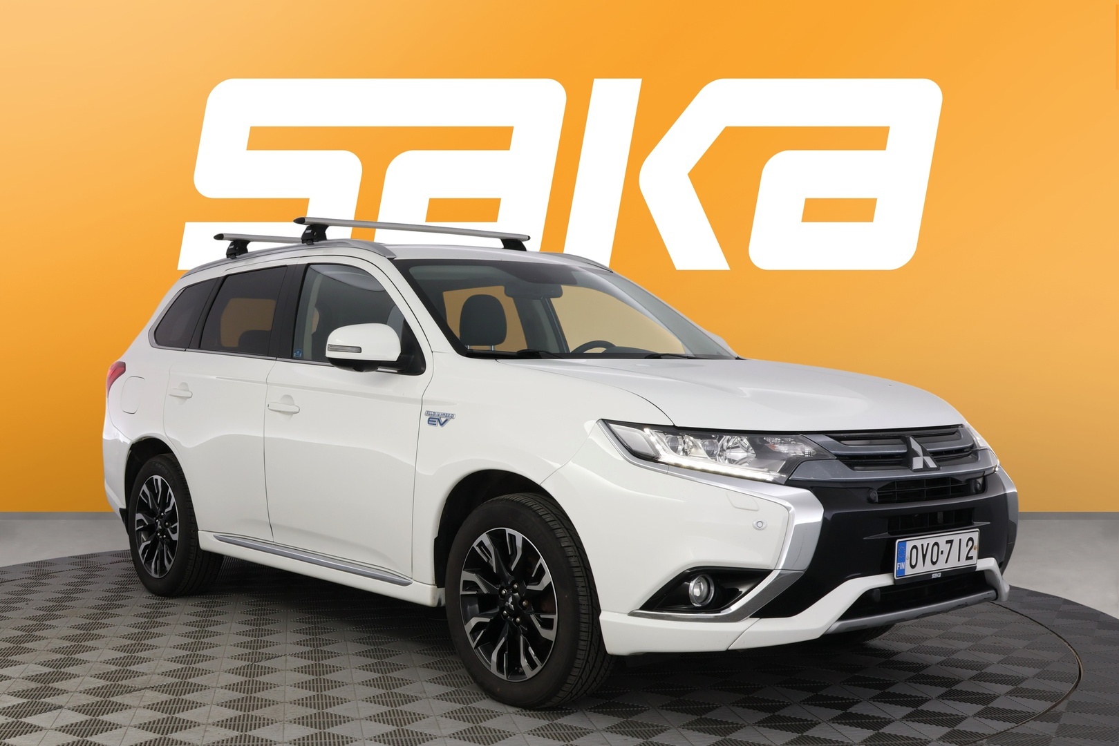 MITSUBISHI Outlander PHEV 2016