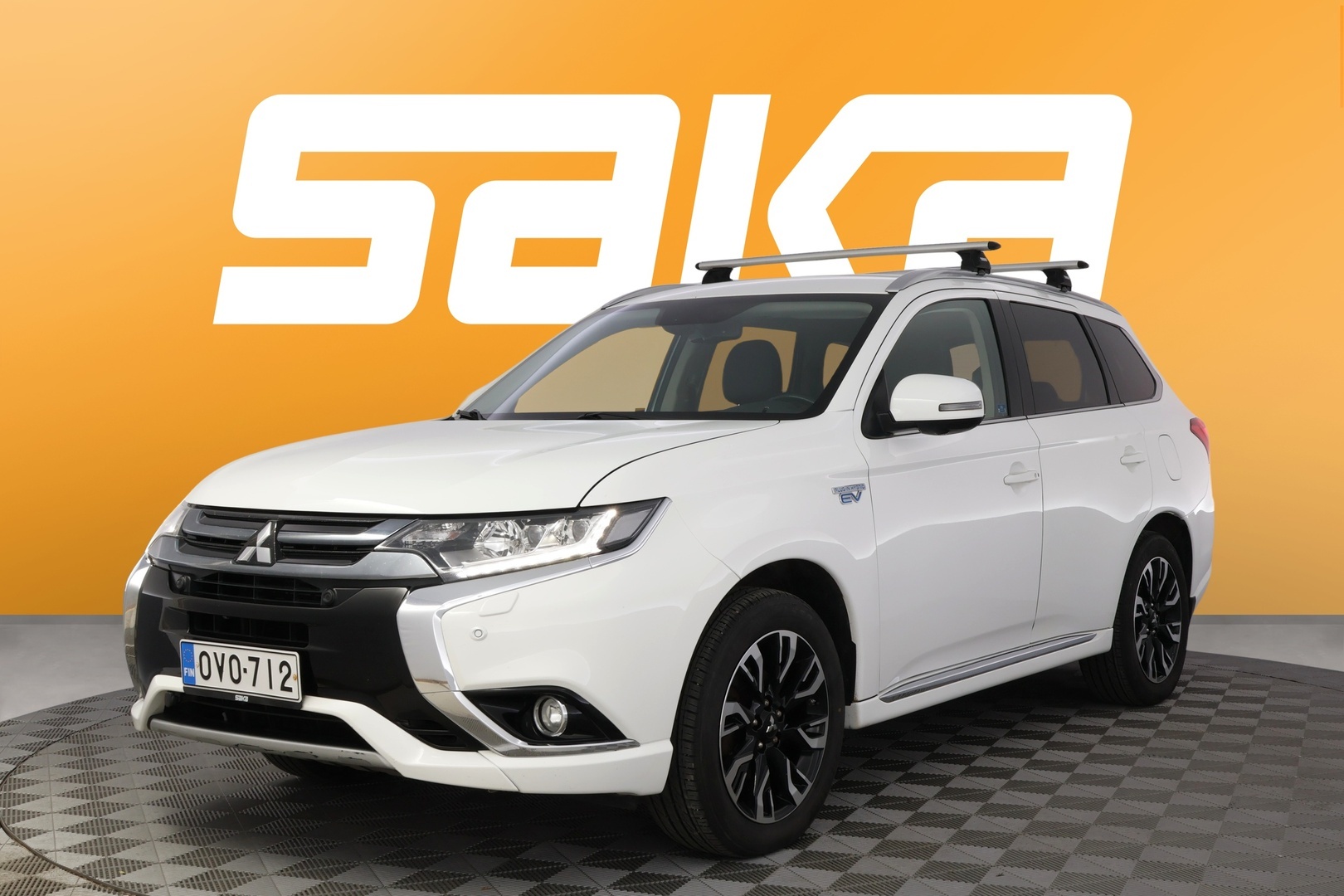 MITSUBISHI Outlander PHEV 2016