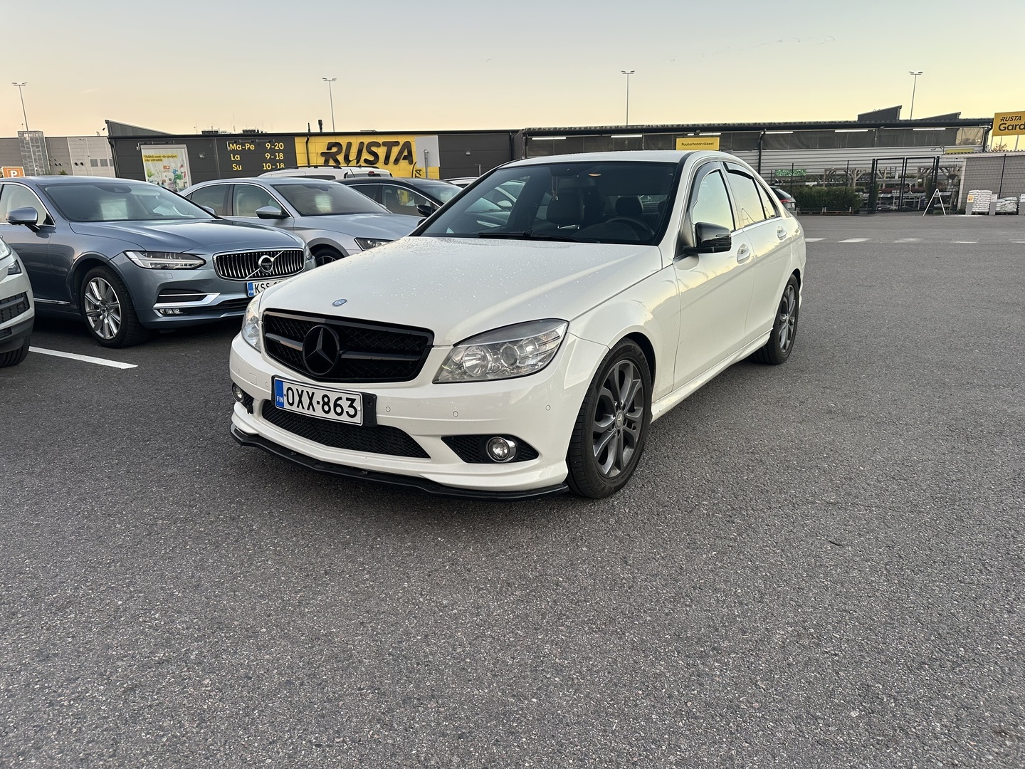 MERCEDES-BENZ C 2011