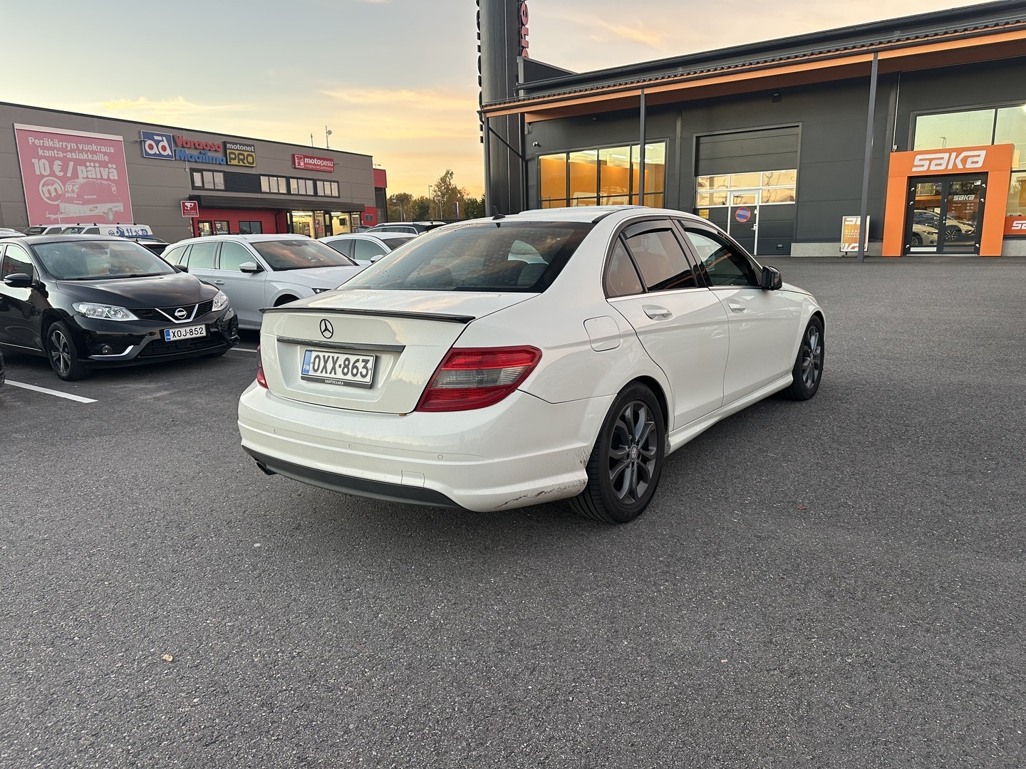 MERCEDES-BENZ C 2011