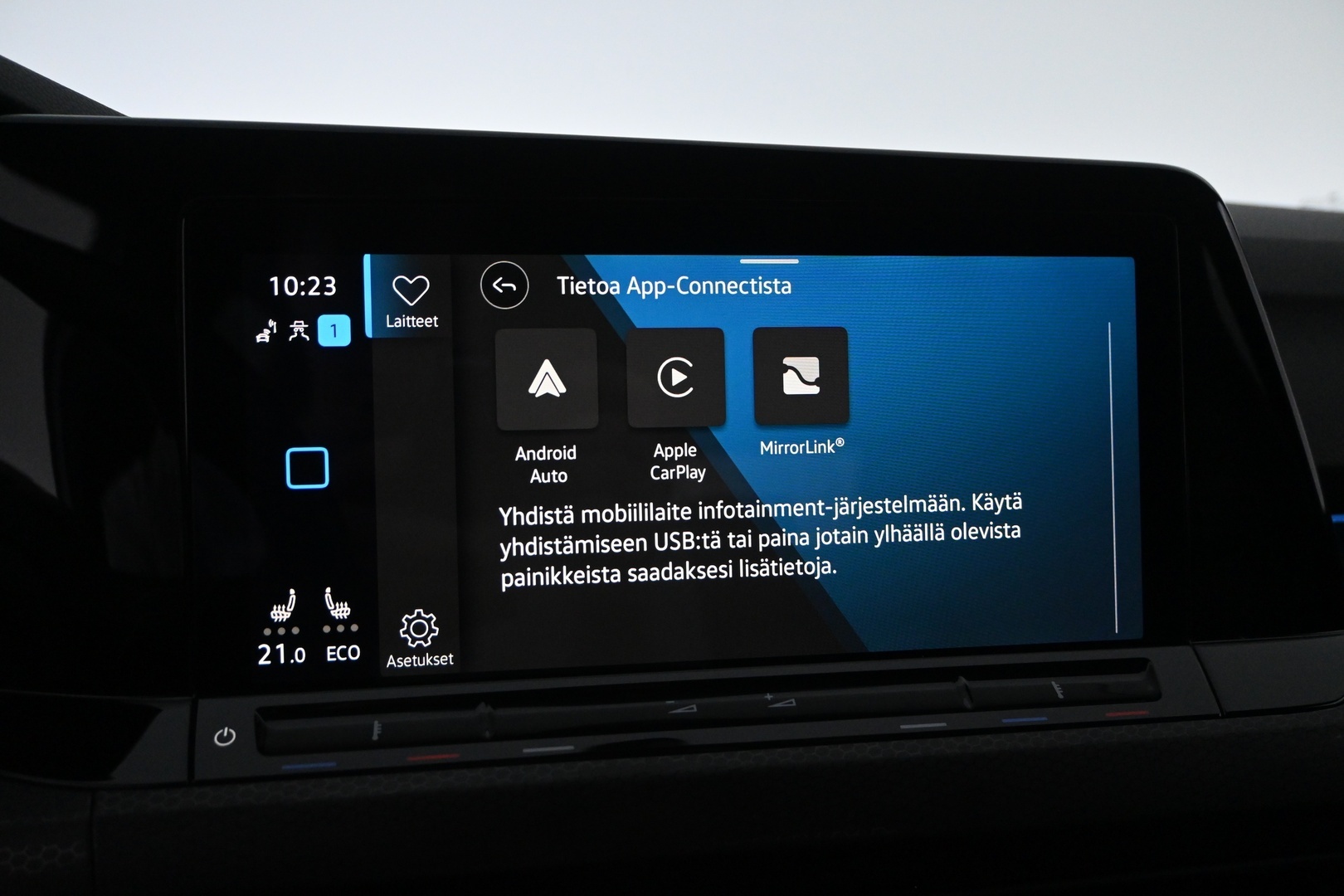 VOLKSWAGEN Golf 2021