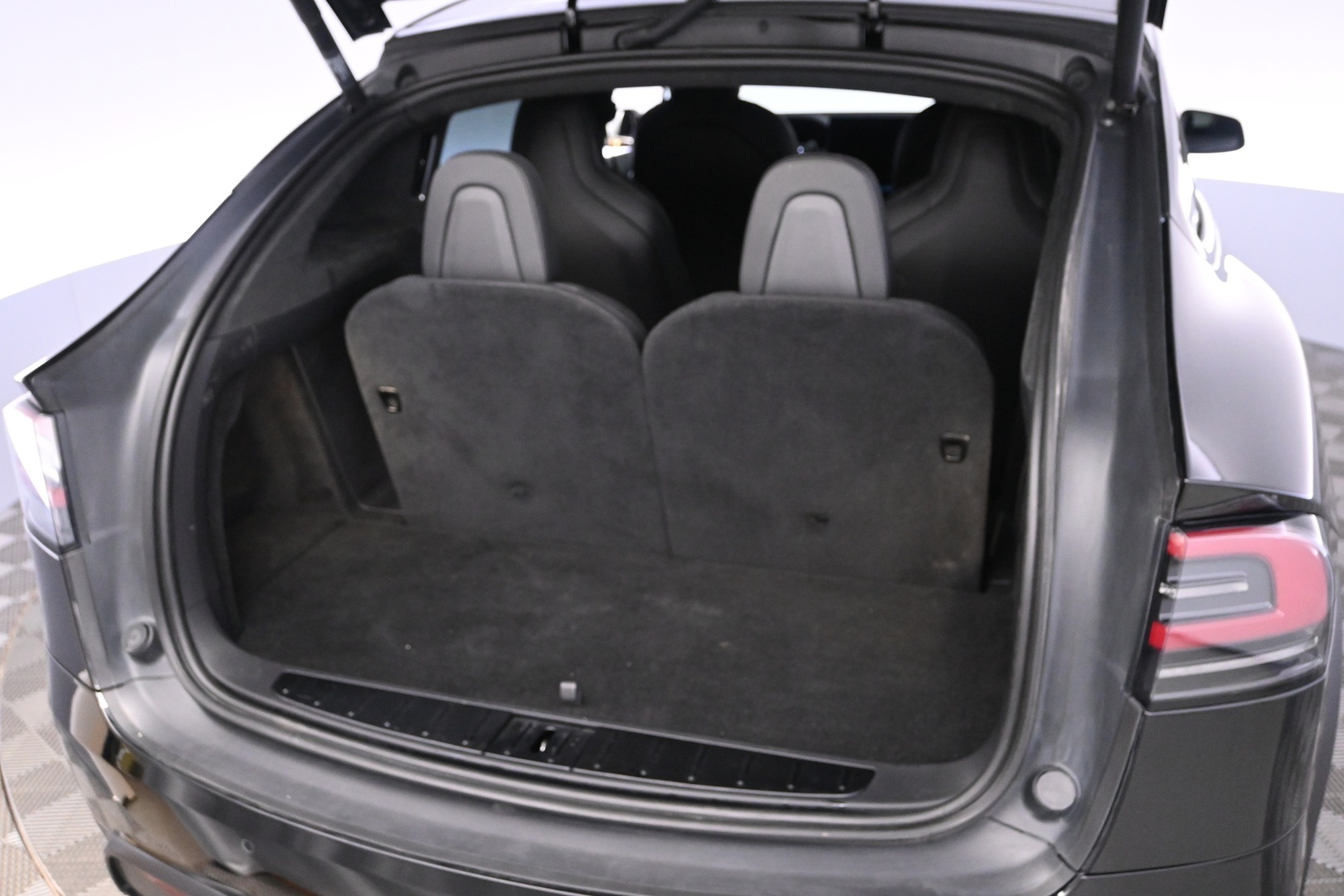 TESLA Model X 2023
