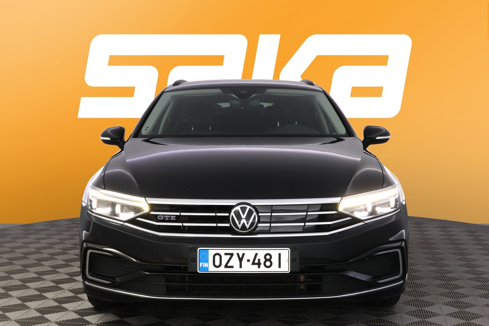 VOLKSWAGEN Passat 2023