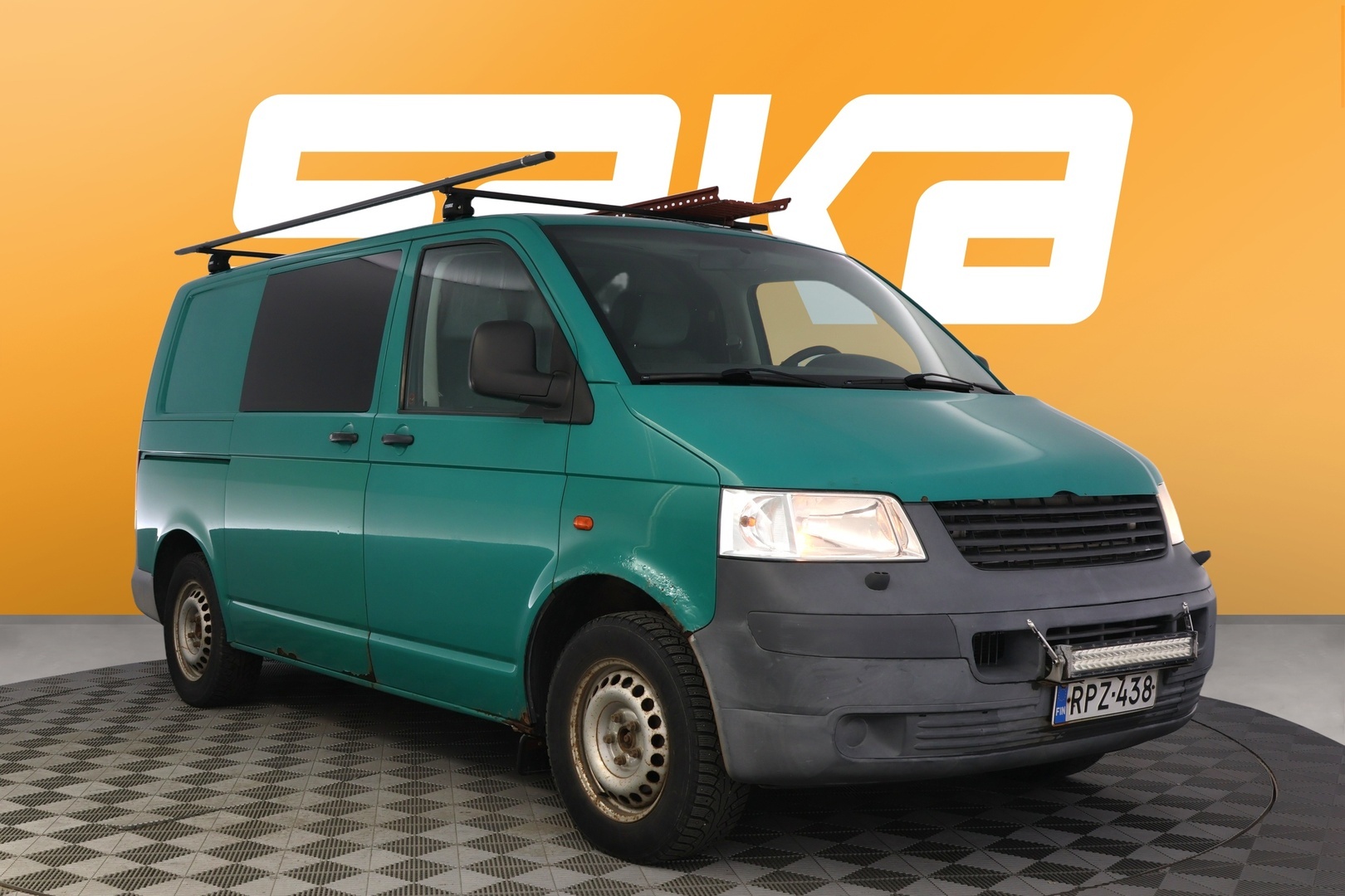 VOLKSWAGEN Transporter 2005