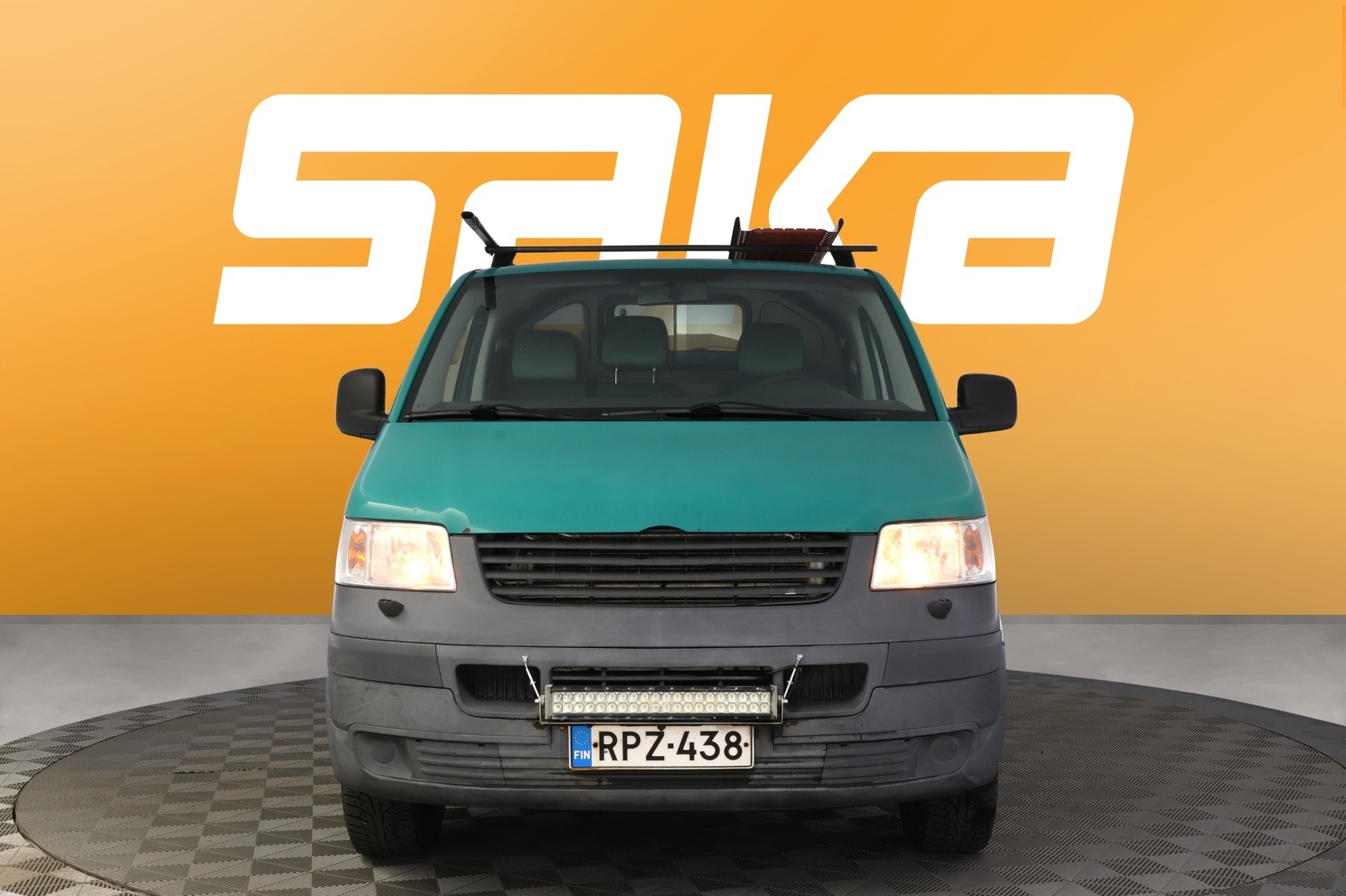 VOLKSWAGEN Transporter 2005