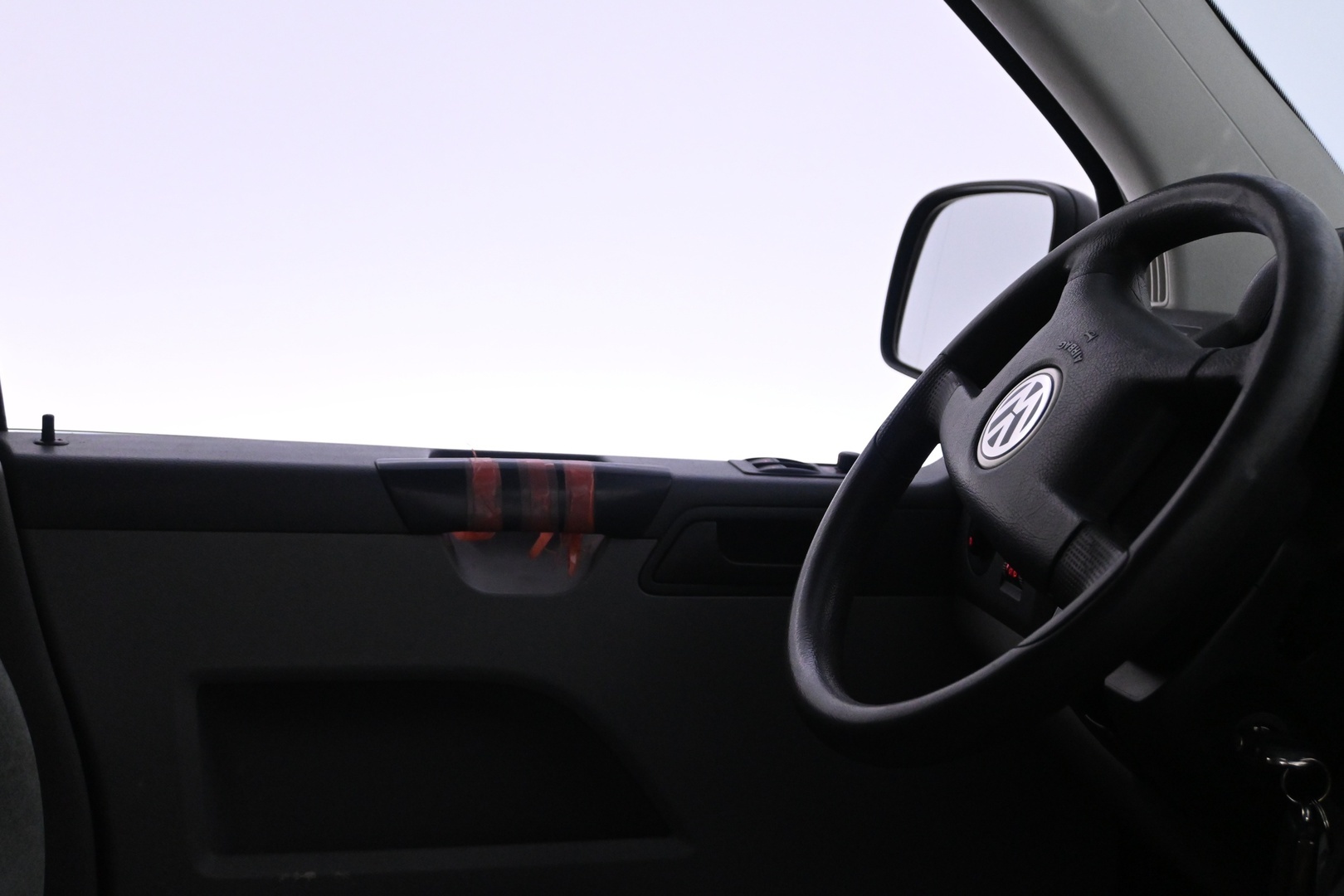 VOLKSWAGEN Transporter 2005